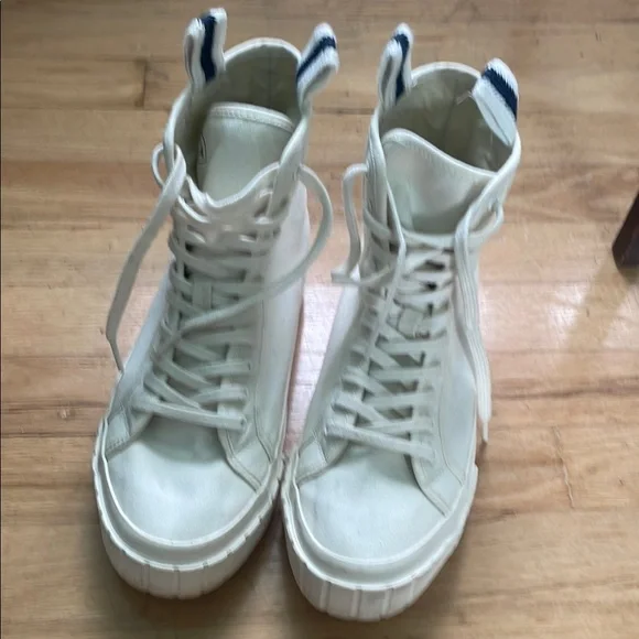 SeaVees White High-Top Sneakers - Picture 1 of 4